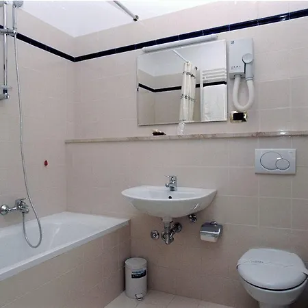 Principe Eugenio Hotel 3*