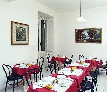 Principe Eugenio Hotel 3*