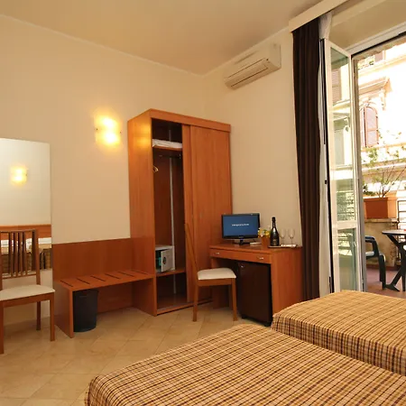 Principe Eugenio Hotel 3*